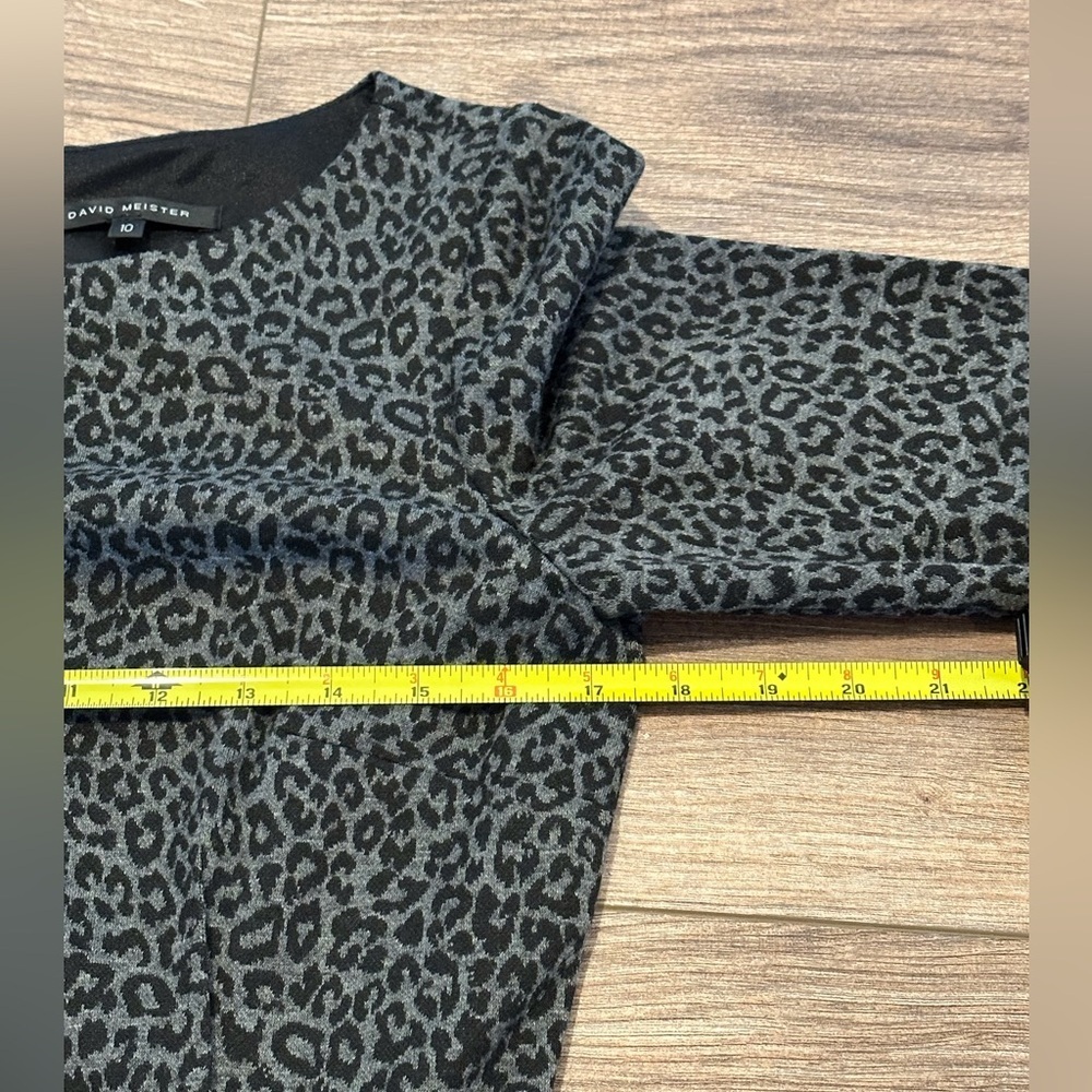 David Meister Black & Gray Leopard Sheath Dress With Bow Size 10 - Picture 7 of 8